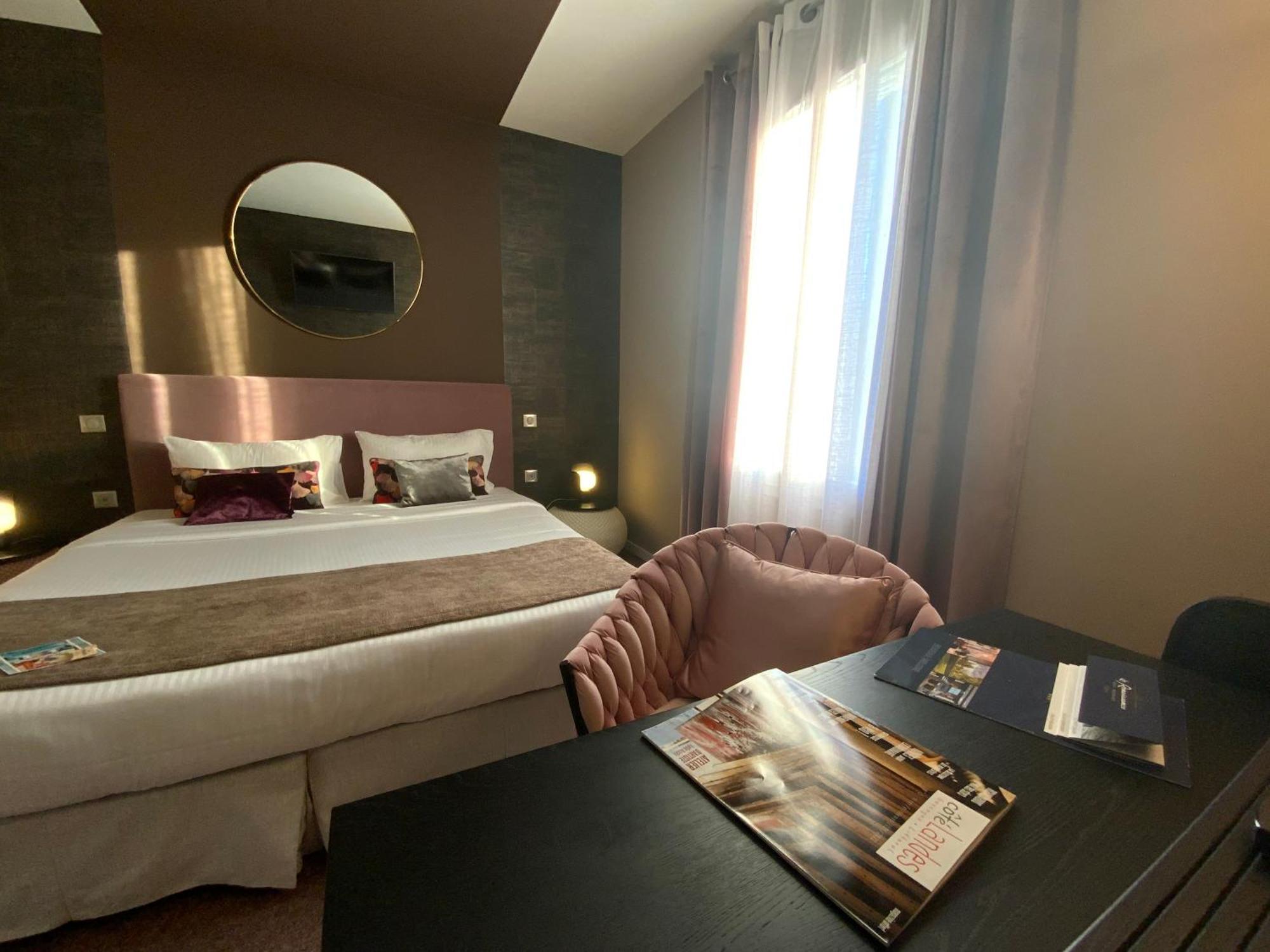 Le Renaissance Hotell Mont-de-Marsan Eksteriør bilde